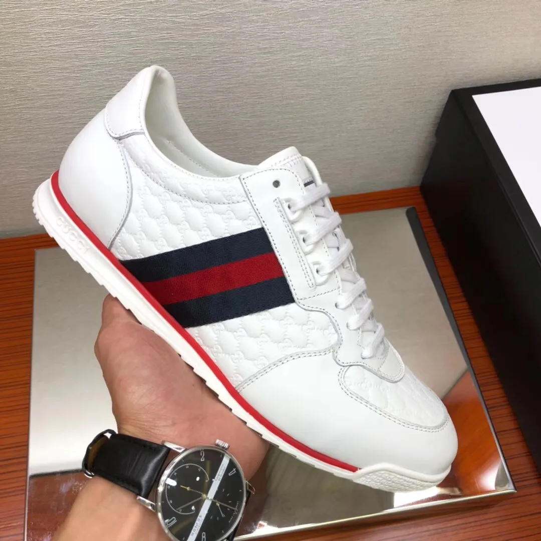 Men's men's shoes 💰440 [New style] 🎍🎍Gucci - the same model as the classic Gucci popular casual shoes counter, size: 38-45 imported cowhide upper ➕ imported cotton sheepskin, high-density latex pad for the feet, rubber outsole, best-selling hot 🔥